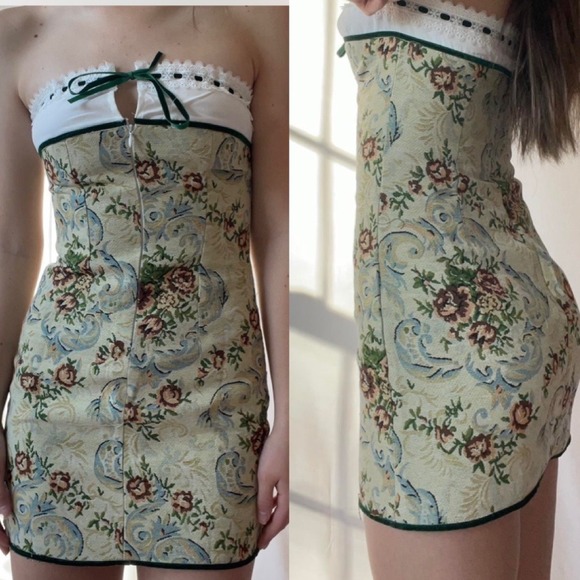 WOMEN'S MERIAN GREEN PATTERNED TAPESTRY MINI DRESS‎ size SMALL - Picture 1 of 6